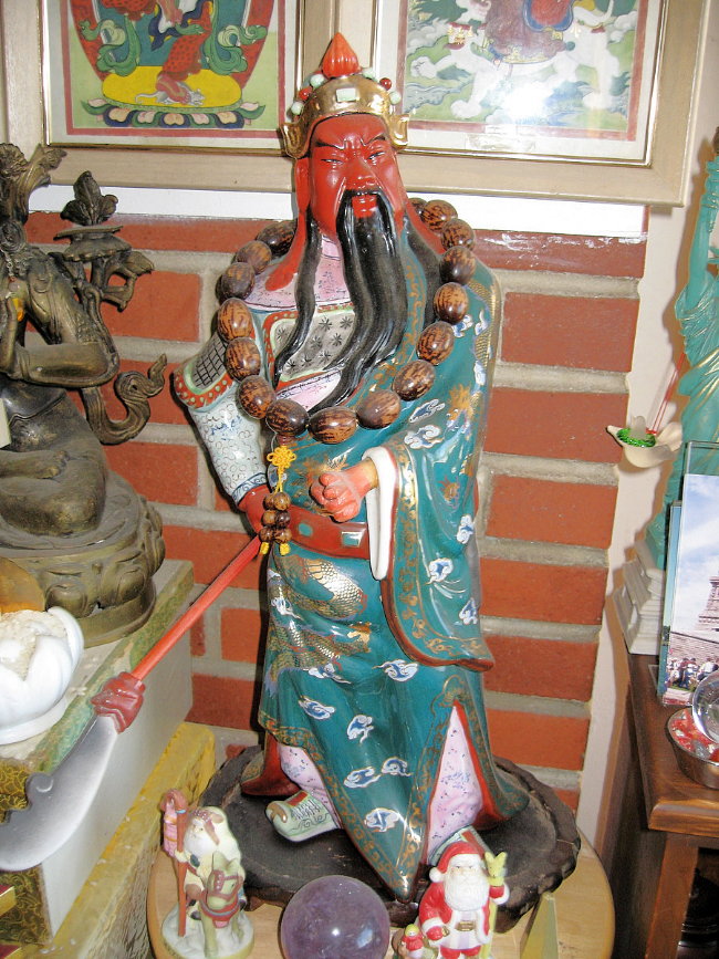 The Statue of Guan Gong